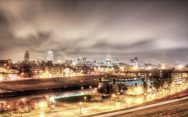 Milwaukee skyline at night
