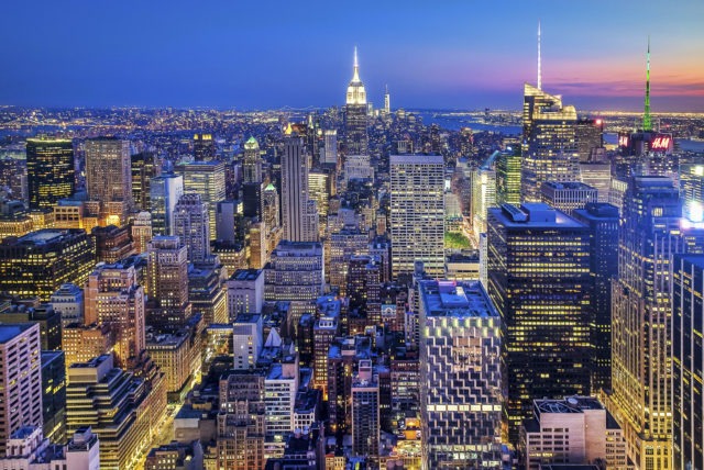 Manhattan New York skyline at night