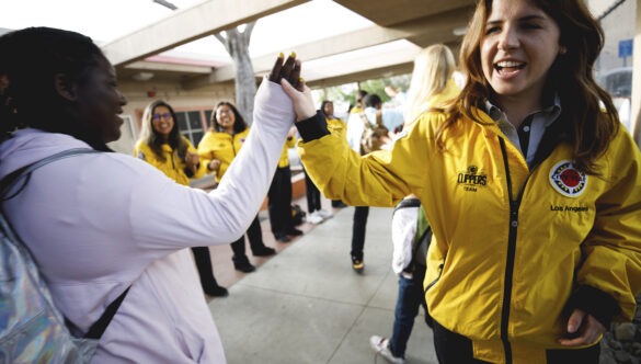 Serve with City Year in Los Angeles or Sacramento to receive a larger Segal award